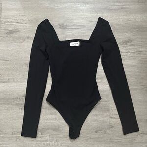 Babaton Contour Squareneck Longsleeve Bodysuit Sz 2Xs